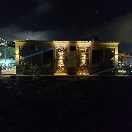 Casa Spezzara Villa Santa Domenica  Buitenkant foto