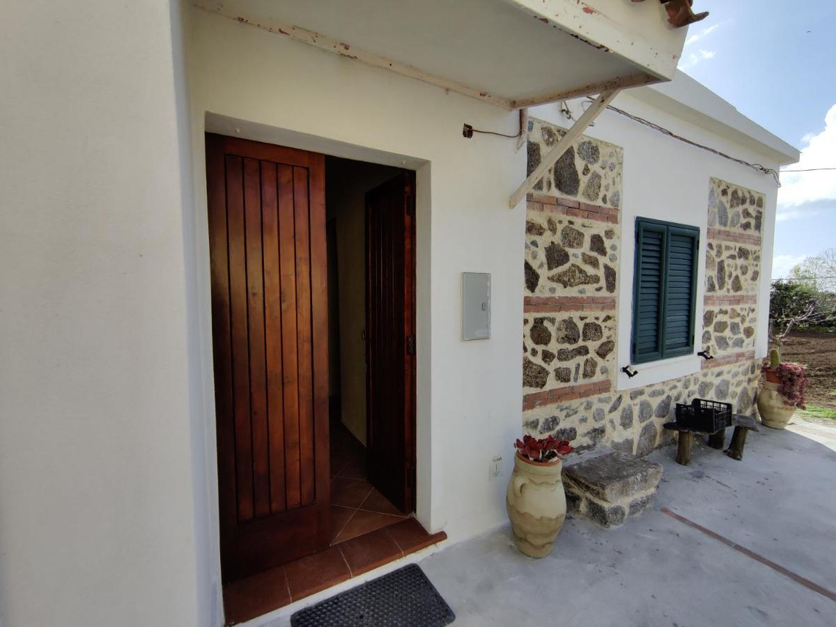 Casa Spezzara Villa Santa Domenica  Buitenkant foto